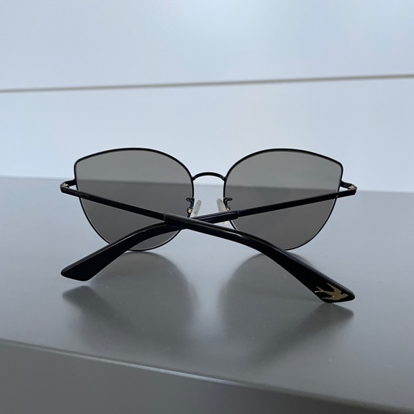 McQ Black Metal Cat Eye Sunglasses - Picture 4 of 5